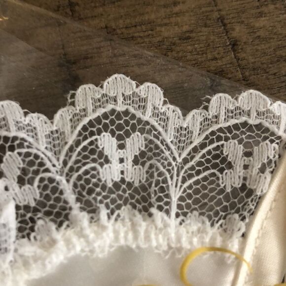 Madonna Christening Bib Lace and Satin w/Snap Keepsake Bib Holder Made in USA - Picture 10 of 17
